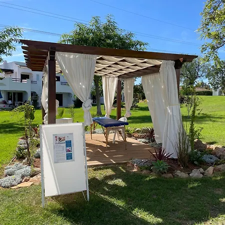 Apartamento 2 Bed 2 Bath Poolside With Wi-fi And Ac Albufeira