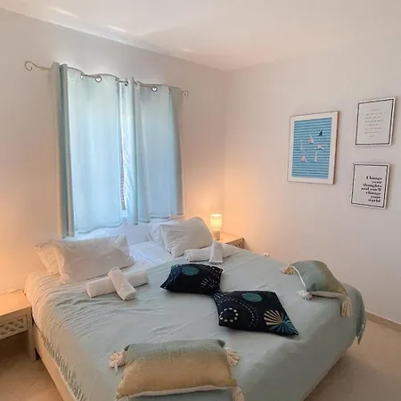 2 Bed 2 Bath Poolside With Wi-fi And Ac