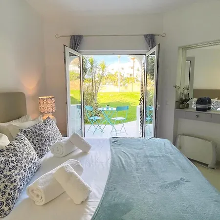 Apartamento 2 Bed 2 Bath Poolside With Wi-fi And Ac